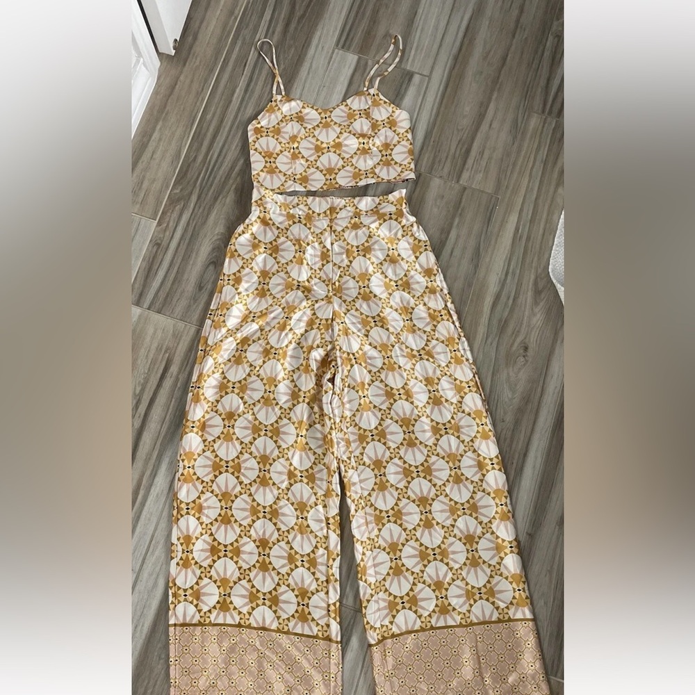House of Harlow 1960 pant top set